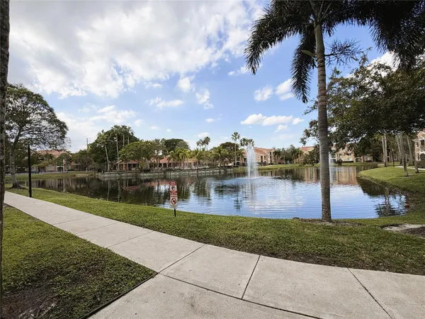 $2,565 | 4820 Highway 7, Unit 10303, Coconut Creek, FL 33073
