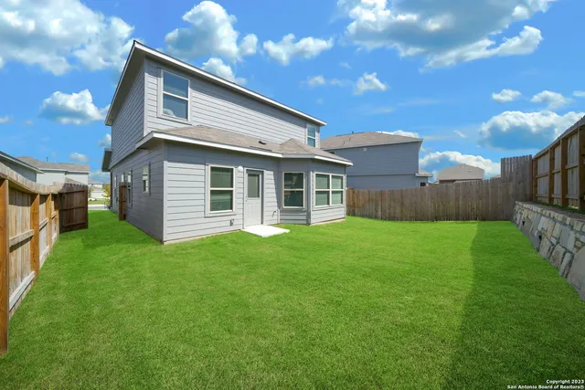 $1,750 | 5407 Shasta Place, St. Hedwig, TX 78152