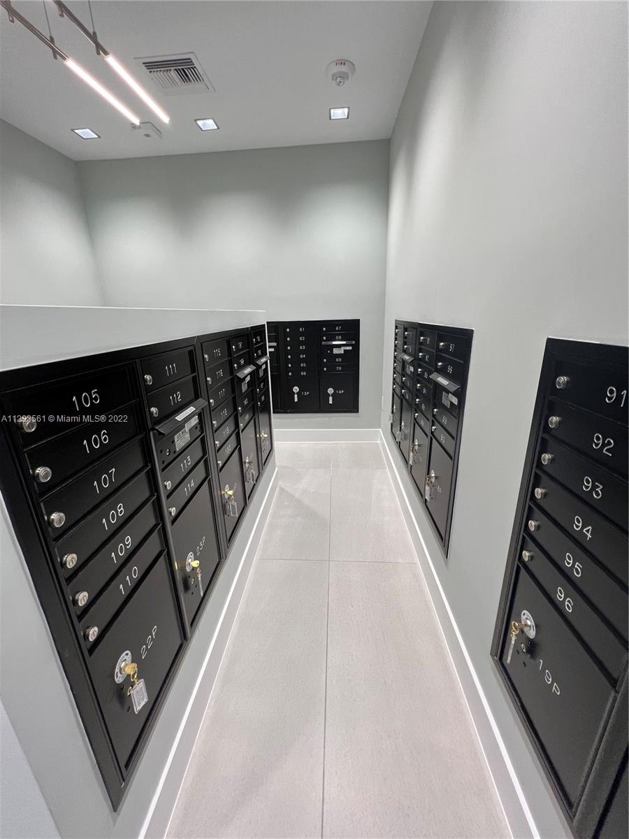 401 Hialeah Drive, Unit 320 Hialeah, FL 33010 - Photo 19 of 27