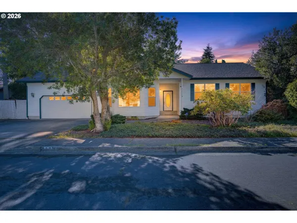 $540,000 | 2284 21st Street, Florence, OR 97439