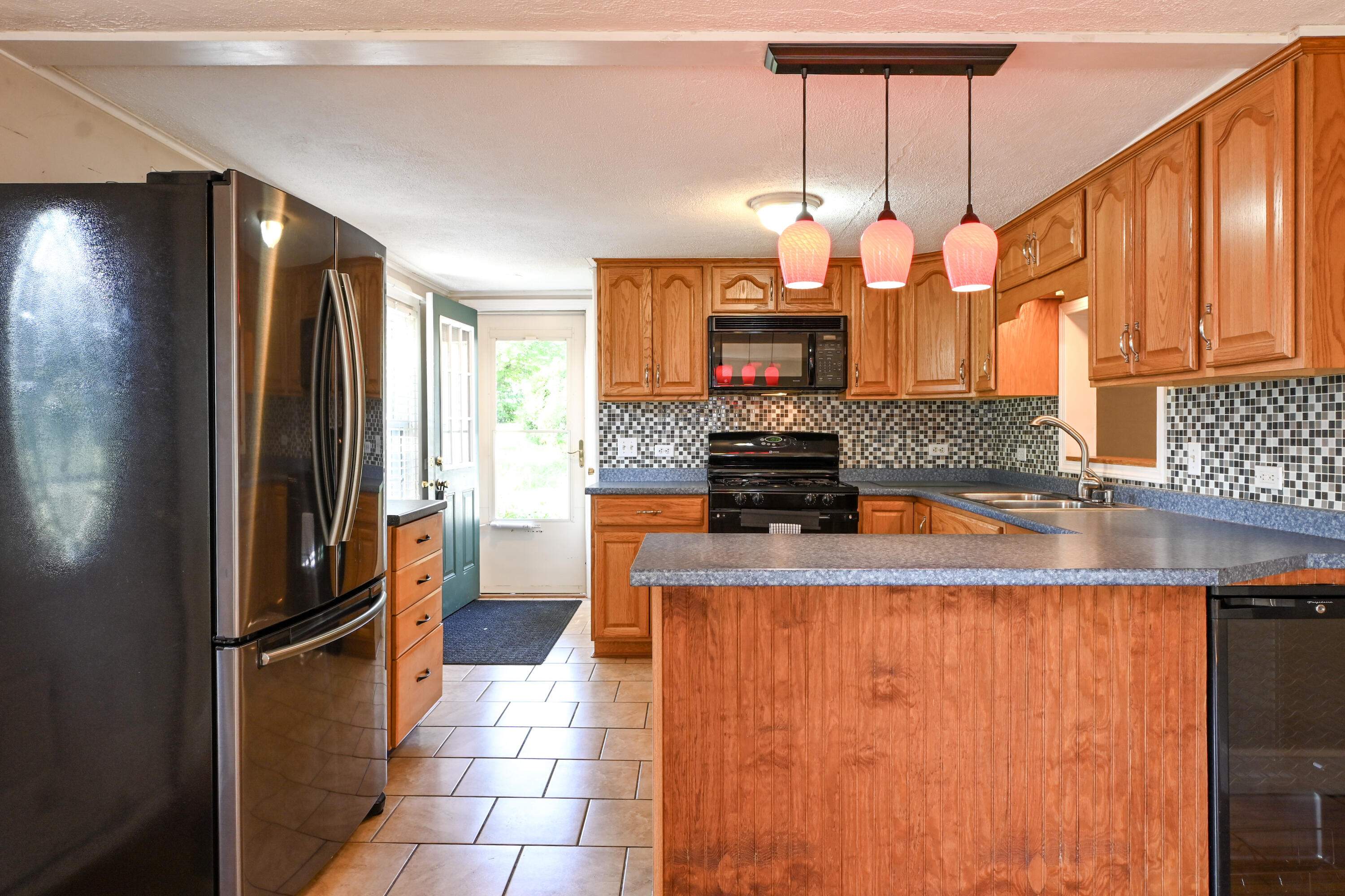 28 Colonial Road Westbrook, ME 04092 - Photo 14 of 32 28ColonialRd-39