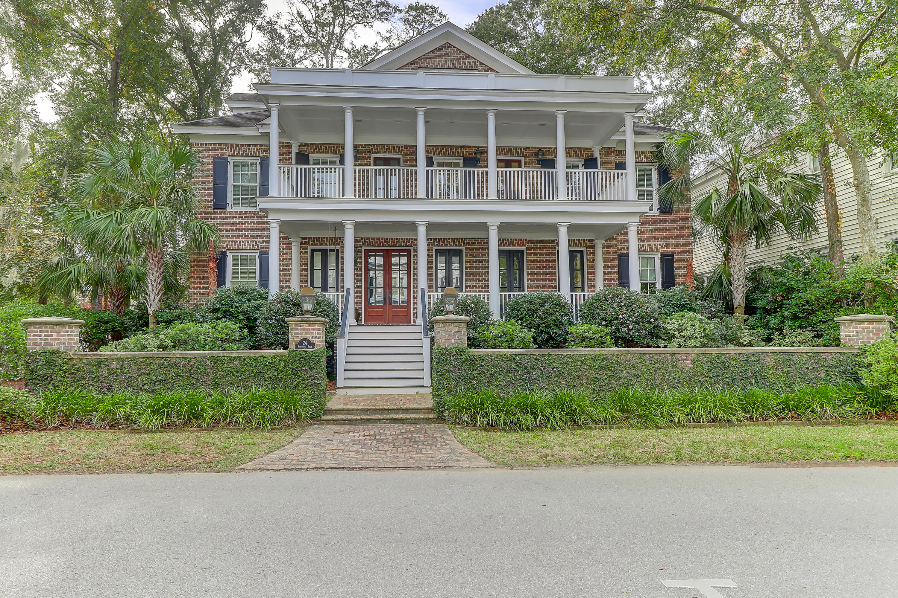 24 Edenton Road Mount Pleasant, SC 29464 - Photo 1 of 49 24 Edenton Road