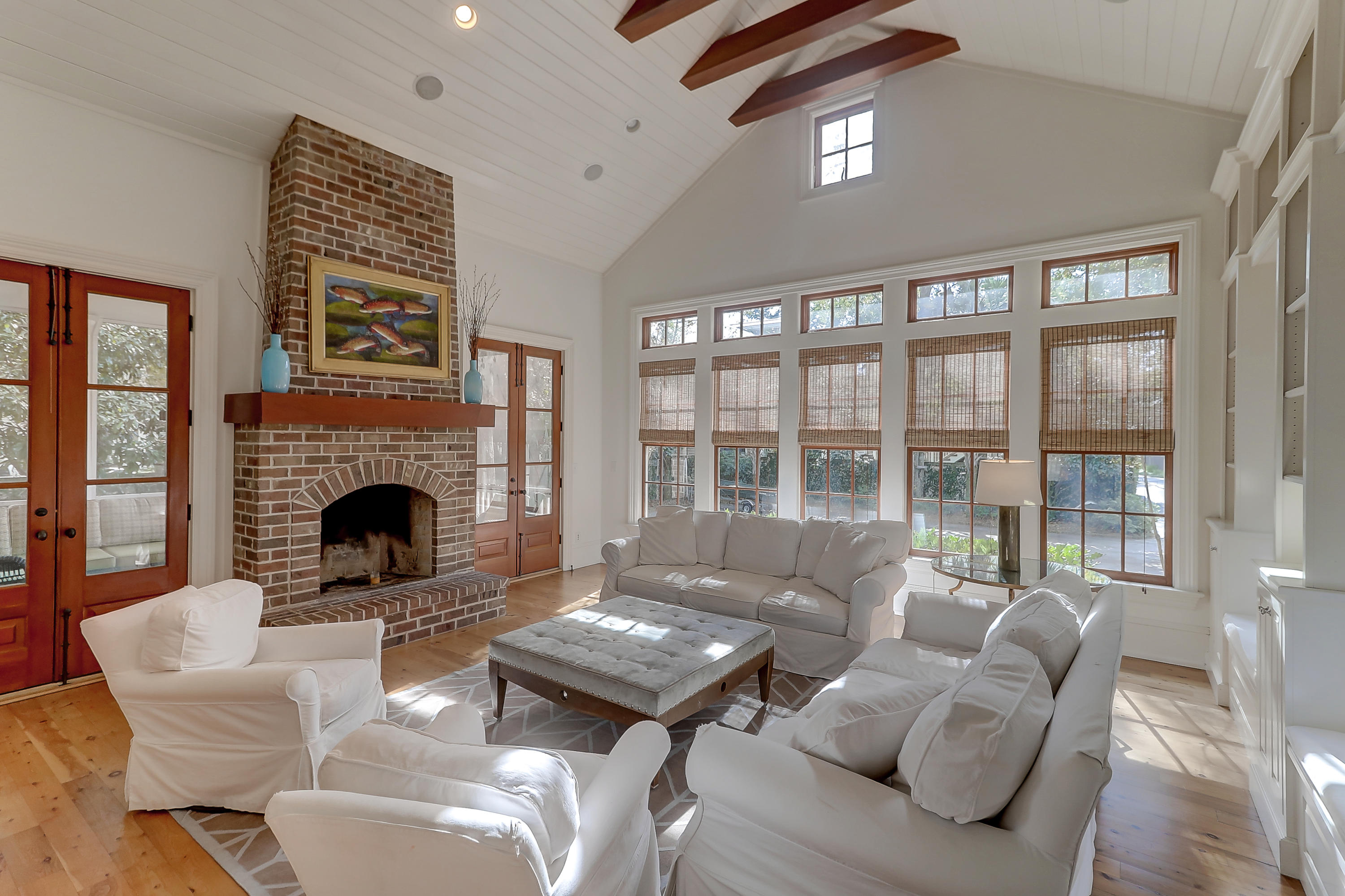 24 Edenton Road Mount Pleasant, SC 29464 - Photo 12 of 49 Great Room