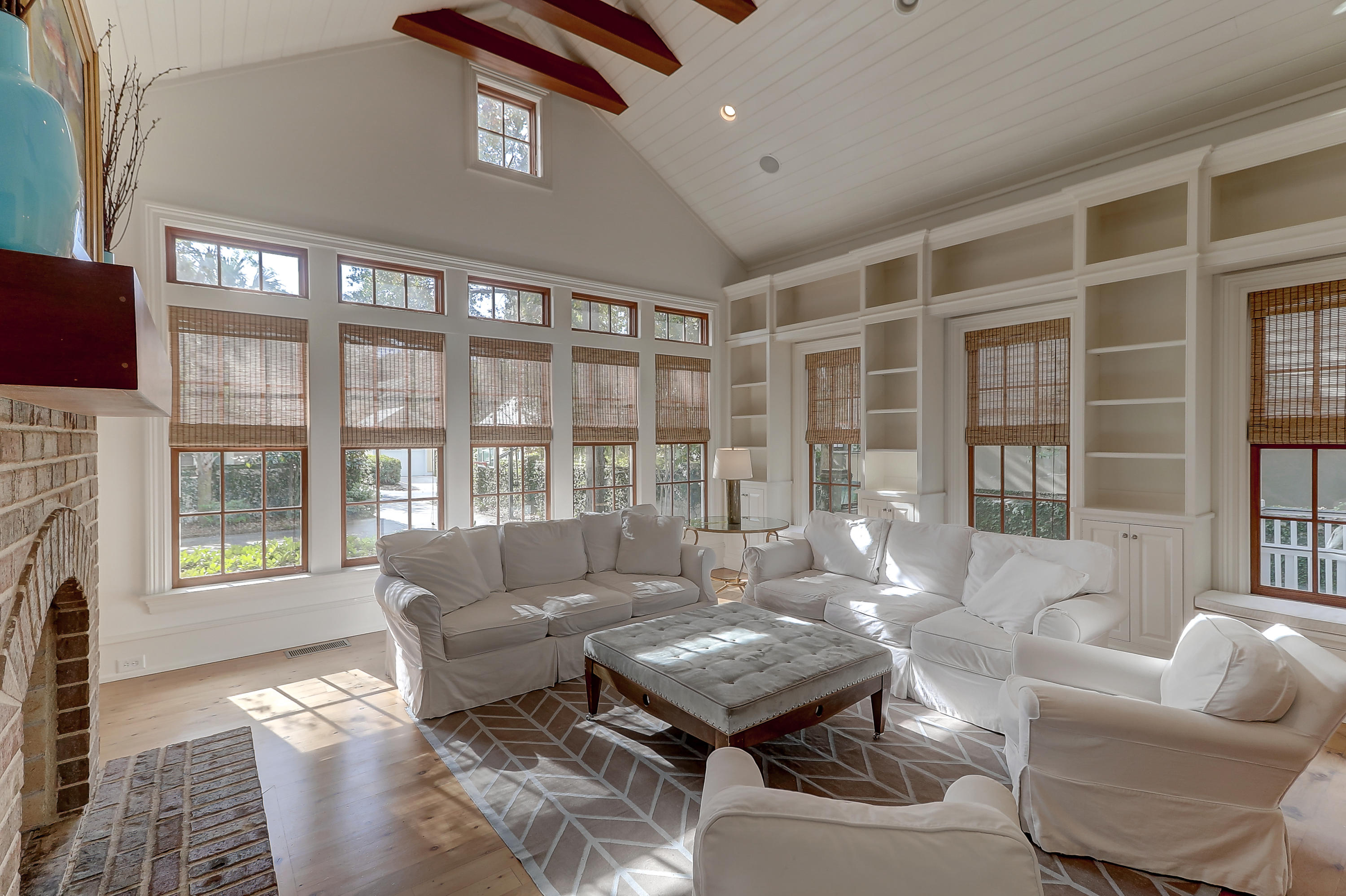24 Edenton Road Mount Pleasant, SC 29464 - Photo 13 of 49 Great Room