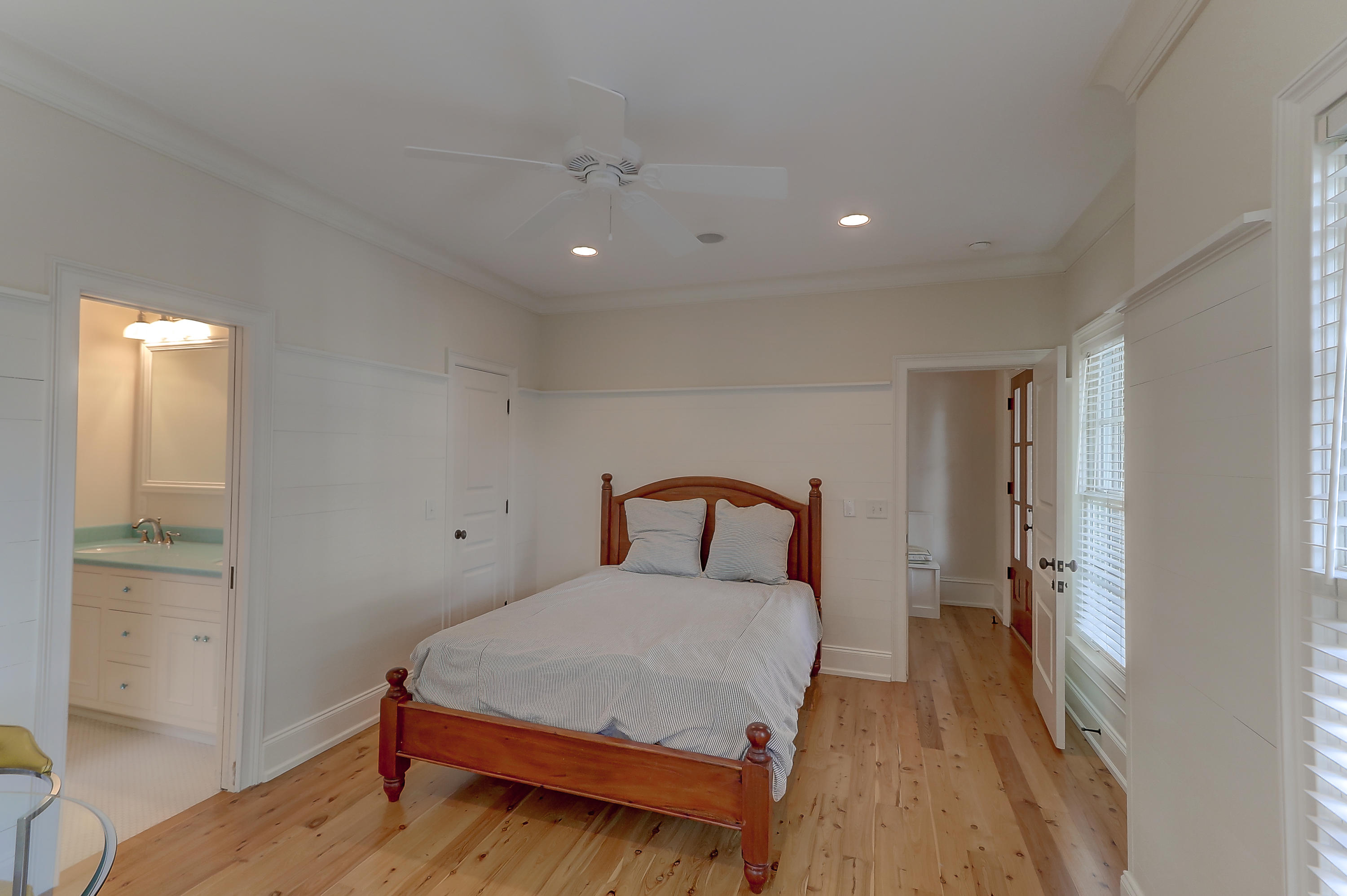 24 Edenton Road Mount Pleasant, SC 29464 - Photo 27 of 49 Guest Bedroom