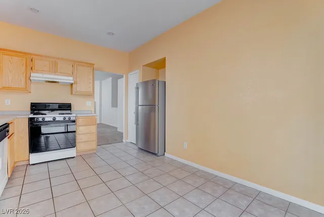 $1,900 | 332 Sonoma Valley Street, Las Vegas, NV 89144