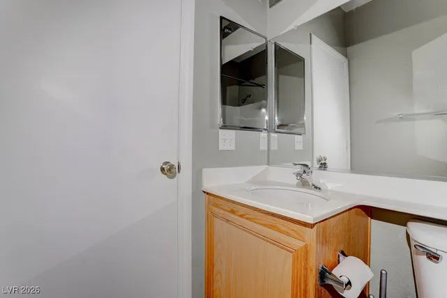 $1,900 | 332 Sonoma Valley Street, Las Vegas, NV 89144