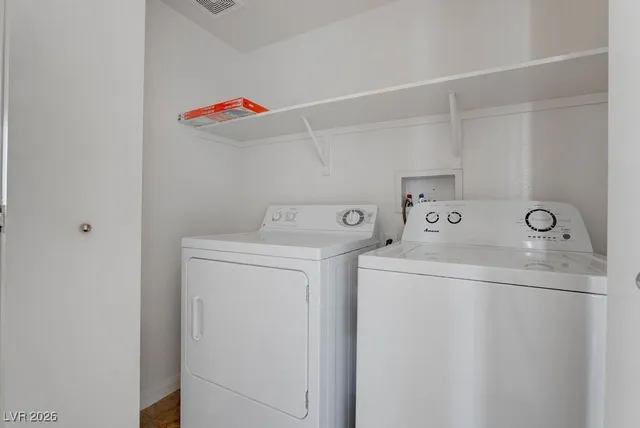 $1,900 | 332 Sonoma Valley Street, Las Vegas, NV 89144