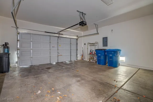 $1,900 | 332 Sonoma Valley Street, Las Vegas, NV 89144