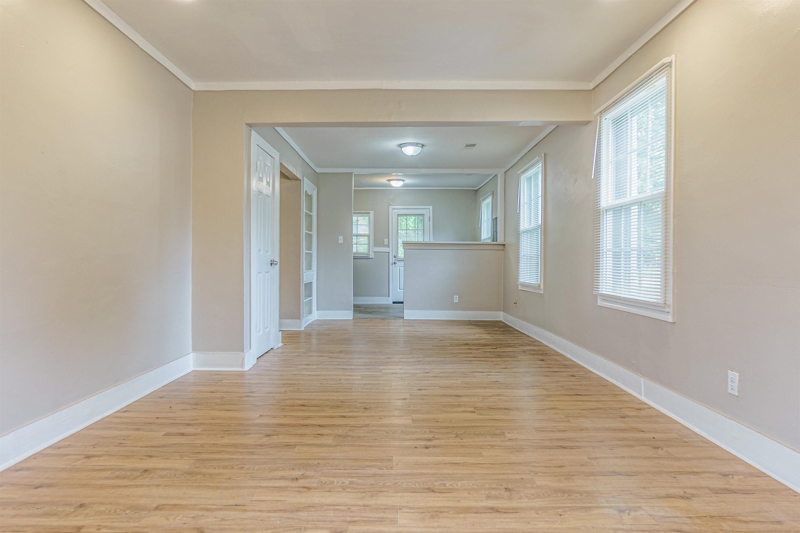 1129 Getwell Road Memphis, TN 38111 - Photo 3 of 17