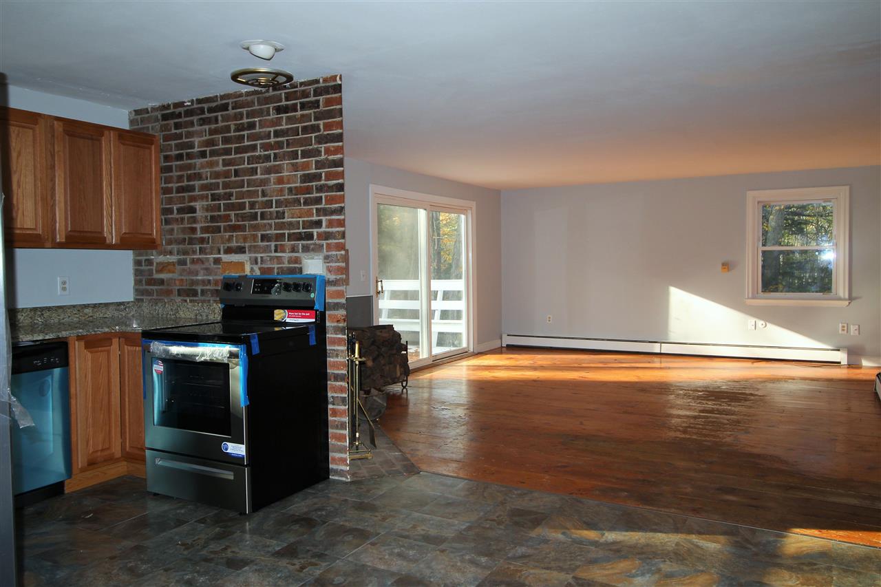 30 Newfields Road Exeter, NH 03833 - Photo 4 of 23