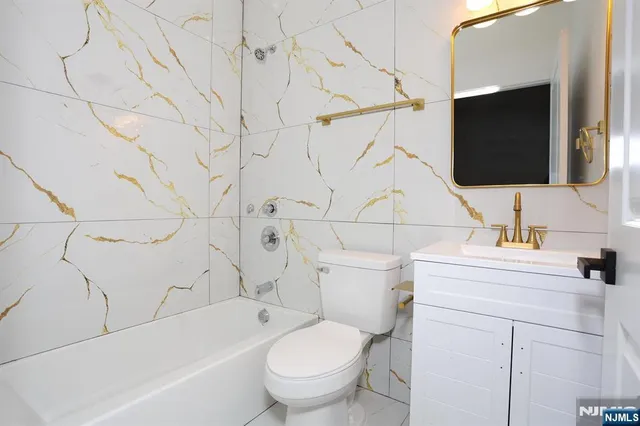 $3,950 | 385 Passaic Avenue, Unit 1, Lodi, NJ 07644