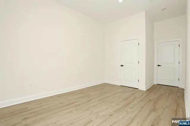 $3,950 | 385 Passaic Avenue, Unit 1, Lodi, NJ 07644