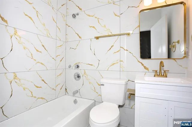 $3,950 | 385 Passaic Avenue, Unit 1, Lodi, NJ 07644