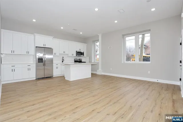 $3,950 | 385 Passaic Avenue, Unit 1, Lodi, NJ 07644