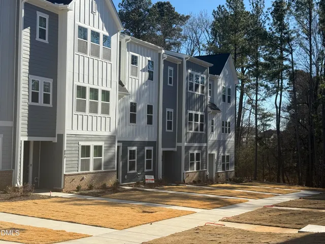 $2,395 | 808 Hyperion Alley, Wake Forest, NC 27587