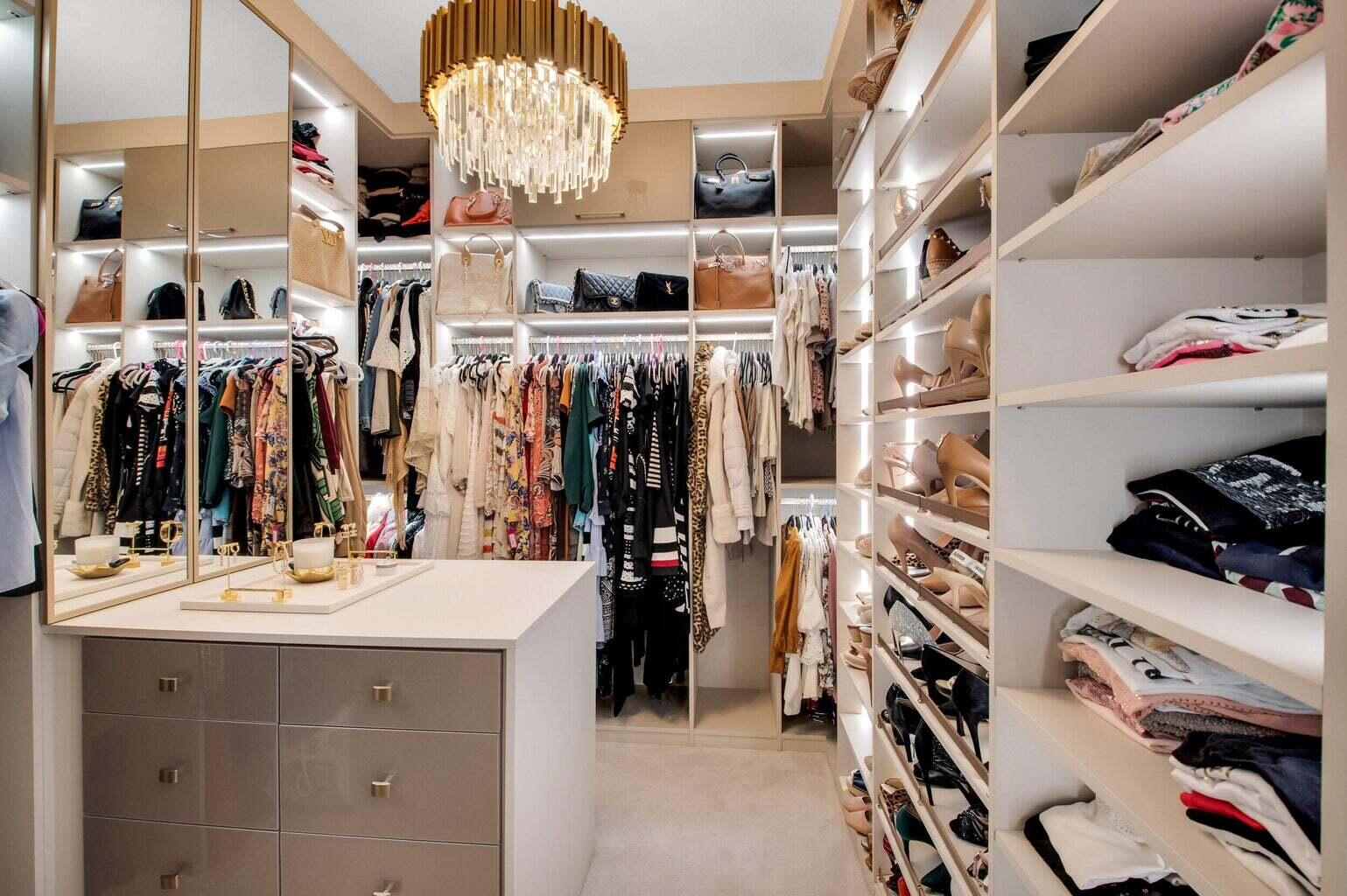 9016 Chauvet Way Boca Raton, FL 33496 - Photo 43 of 79 Primary Closet 1
