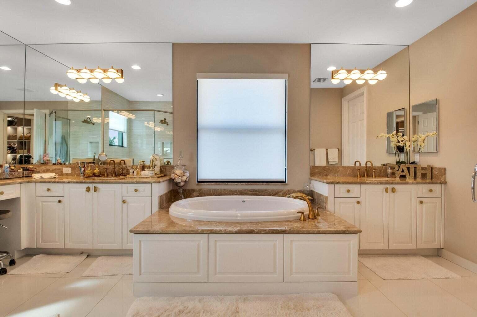 9016 Chauvet Way Boca Raton, FL 33496 - Photo 47 of 79 Primary Bathroom
