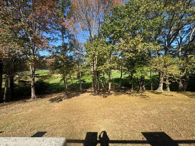 $1,250,000 | 10 Pheasant Hill Road, Cape Elizabeth, ME 04107