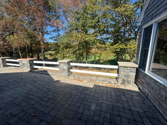 $1,250,000 | 10 Pheasant Hill Road, Cape Elizabeth, ME 04107