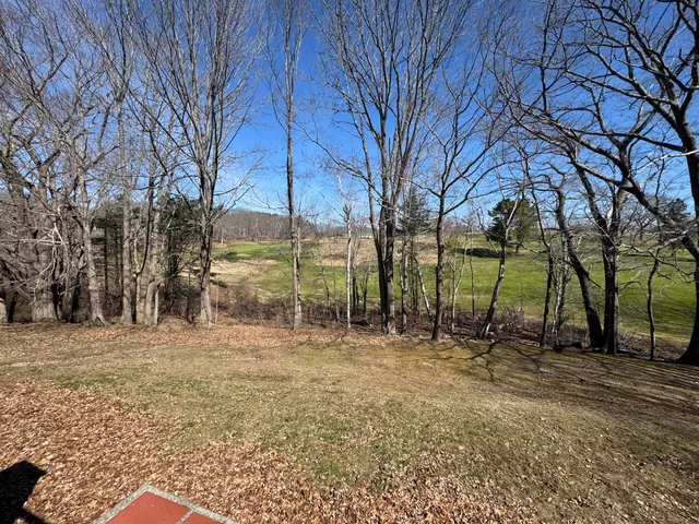 $1,250,000 | 10 Pheasant Hill Road, Cape Elizabeth, ME 04107