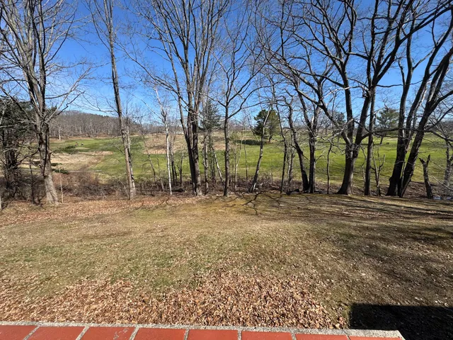 $1,250,000 | 10 Pheasant Hill Road, Cape Elizabeth, ME 04107