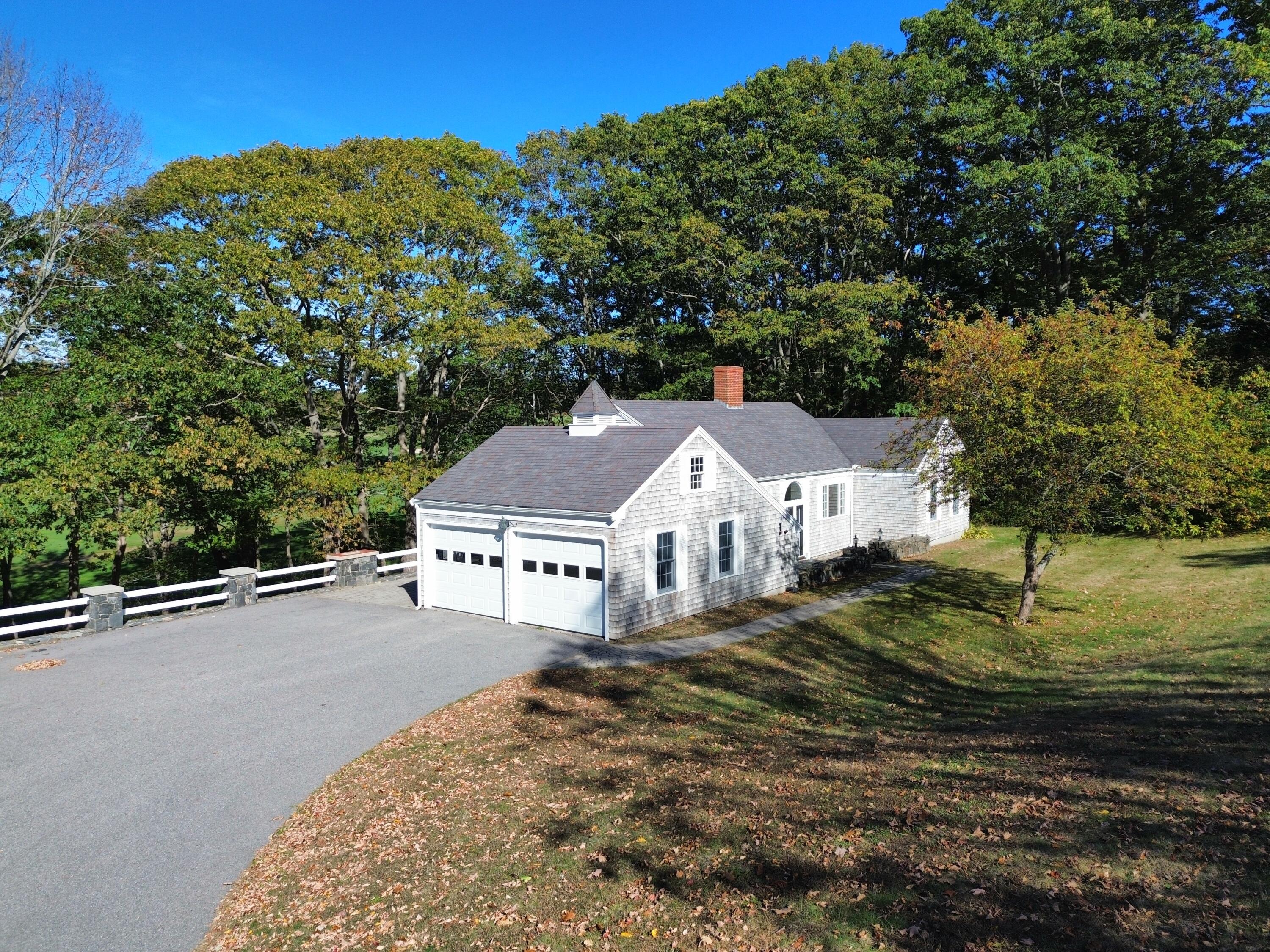 10 Pheasant Hill Road Cape Elizabeth, ME 04107 - Photo 38 of 42 dji_fly_20251010_141628_771_176018815563