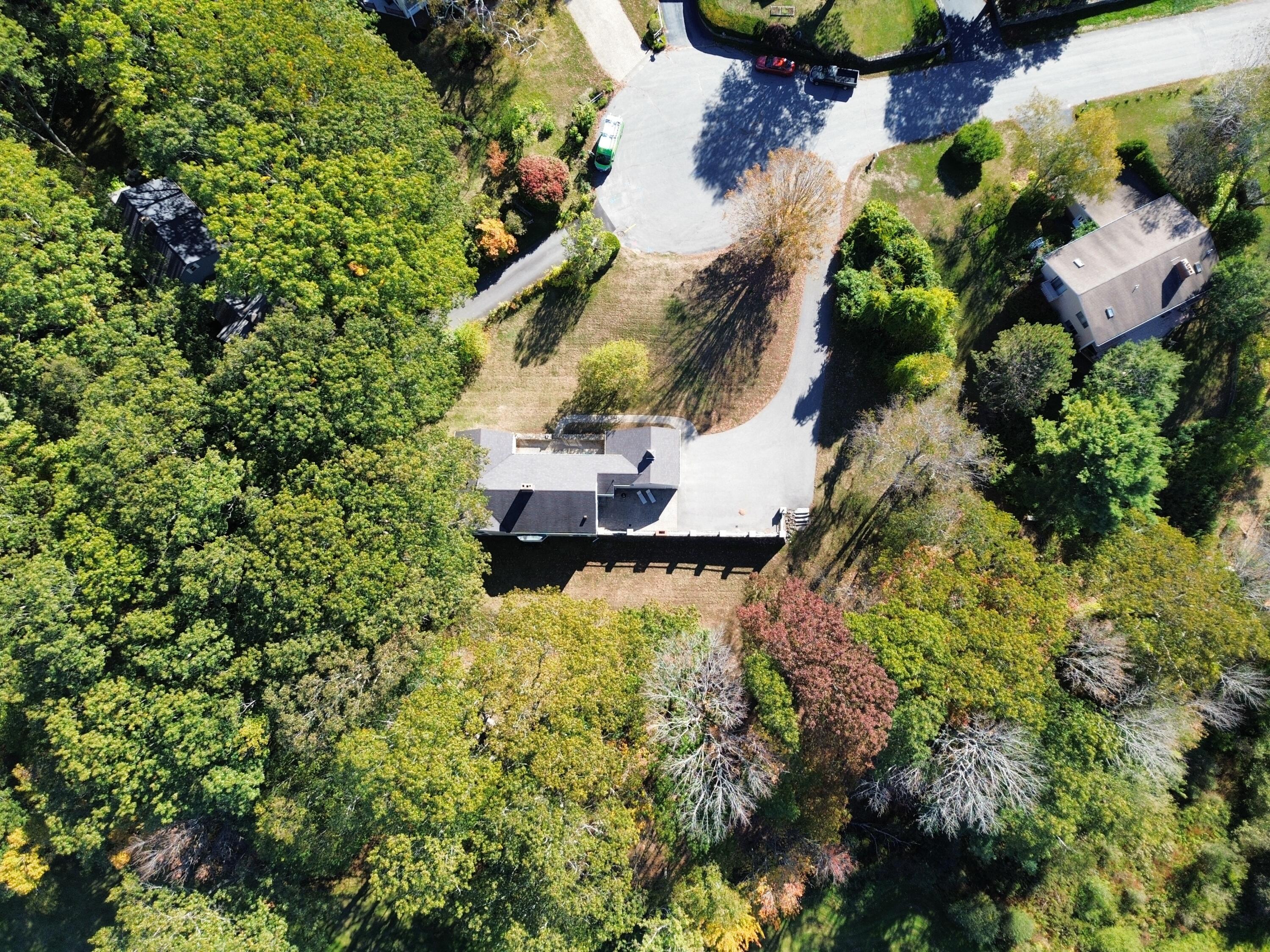 10 Pheasant Hill Road Cape Elizabeth, ME 04107 - Photo 40 of 42 dji_fly_20251010_141242_760_176018816639