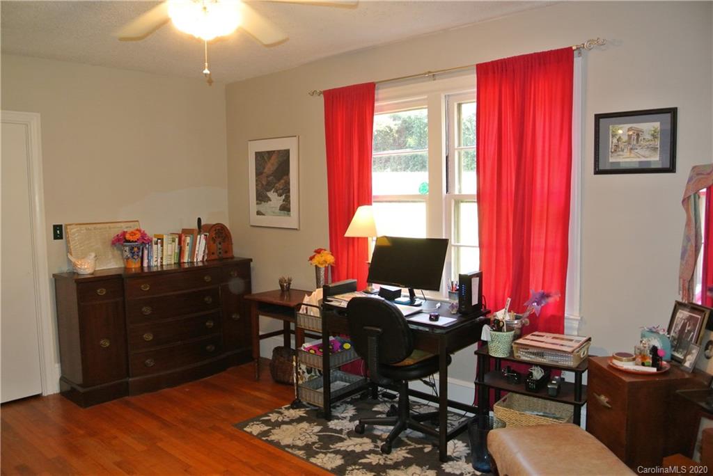 430 Forest Hills Circle Rutherfordton, NC 28139 - Photo 14 of 30 Gallery Image 14