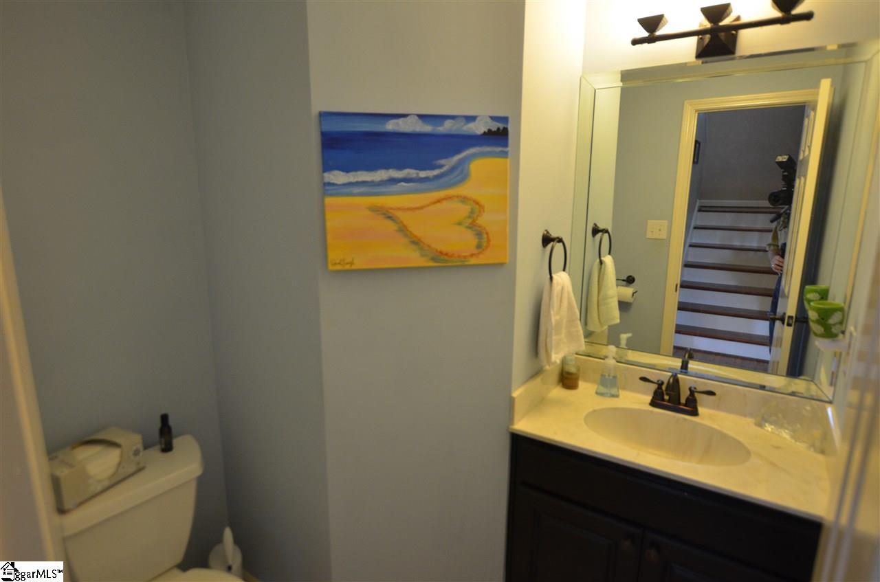 382 Labhr Court Boiling Springs, SC 29316 - Photo 7 of 22 Gallery Image 7