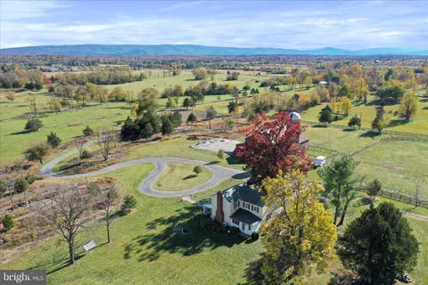 $989,000 | 1344 Old Winchester Road, Boyce, VA 22620