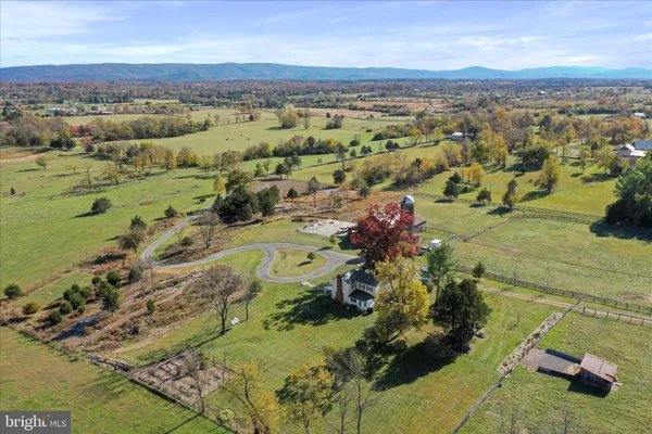 $989,000 | 1344 Old Winchester Road, Boyce, VA 22620