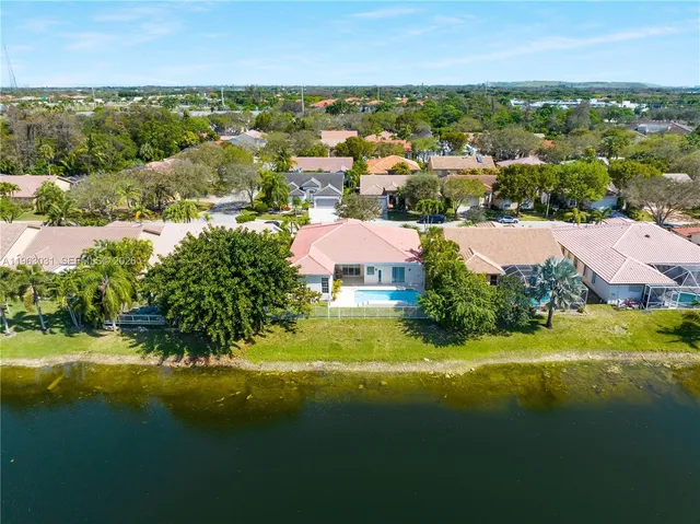 $5,500 | 5354 Northwest 57th Way, Coral Springs, FL 33067