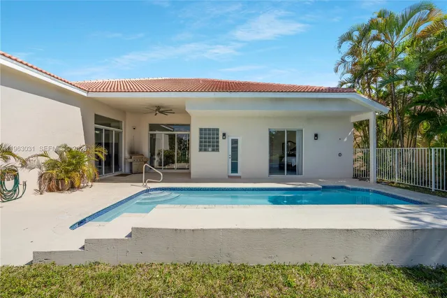 $5,500 | 5354 Northwest 57th Way, Coral Springs, FL 33067