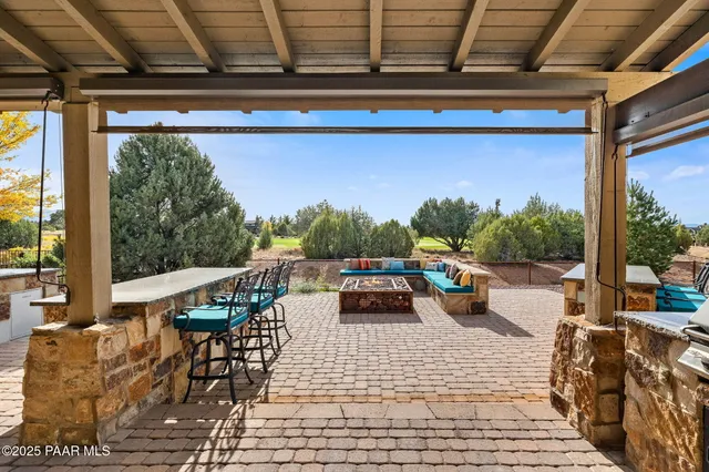 a outdoor view with a sitting space