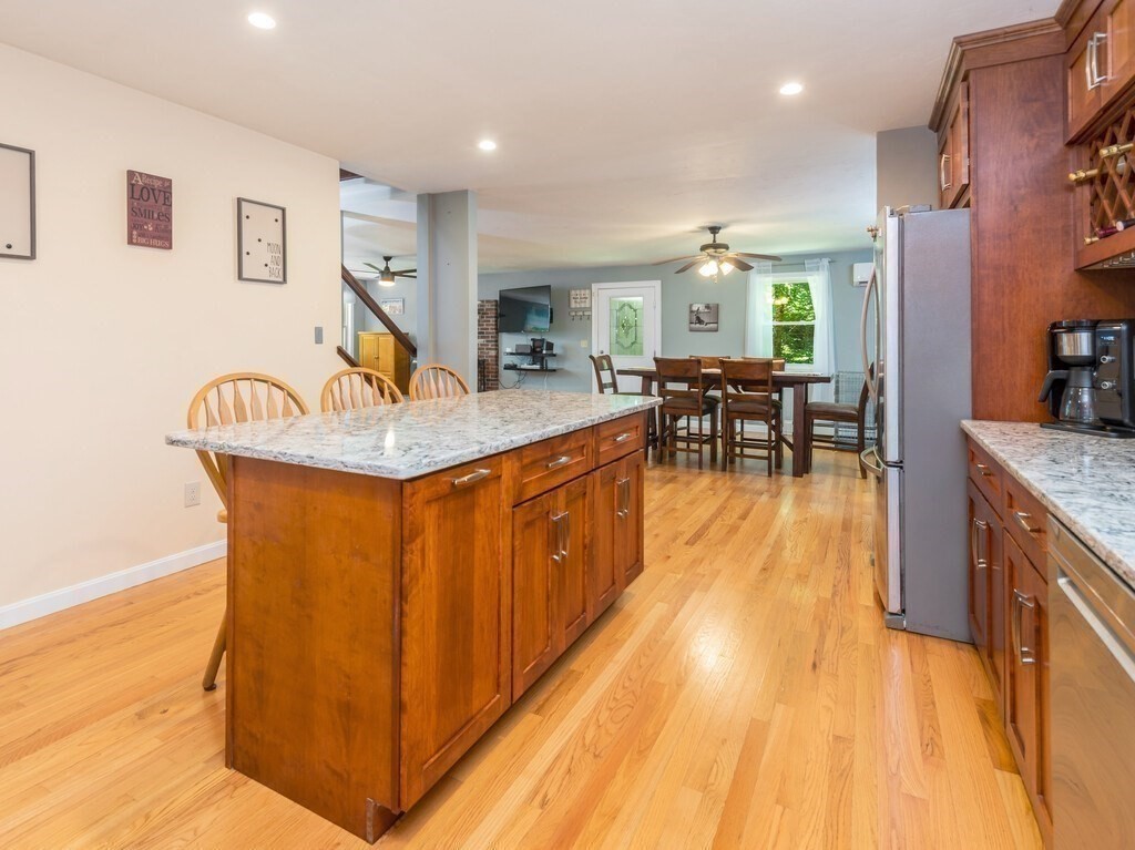 292 Fowler Road Northbridge, MA 01534 - Photo 18 of 42