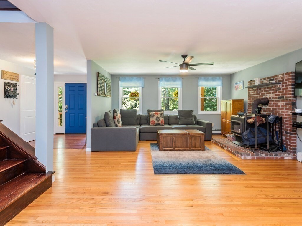 292 Fowler Road Northbridge, MA 01534 - Photo 23 of 42