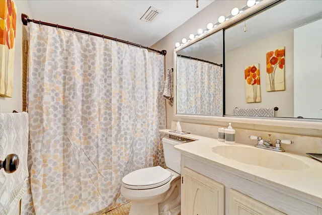 $2,000 | 22 Abbey Lane, Unit 106, Delray Beach, FL 33446