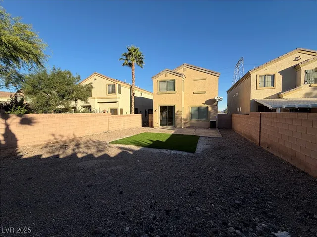 $1,850 | 287 Red Eucalyptus Drive, Henderson, NV 89015