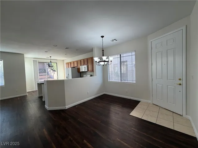 $1,850 | 287 Red Eucalyptus Drive, Henderson, NV 89015