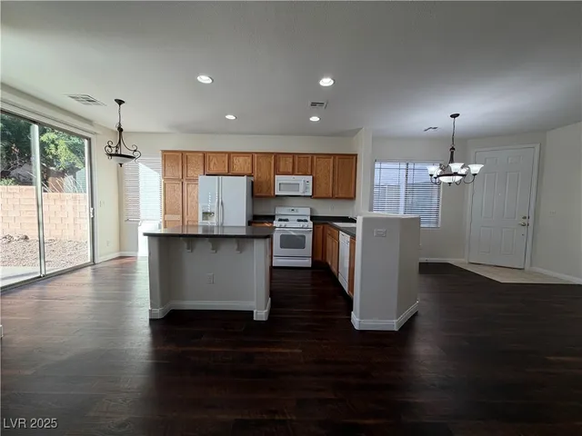 $1,850 | 287 Red Eucalyptus Drive, Henderson, NV 89015