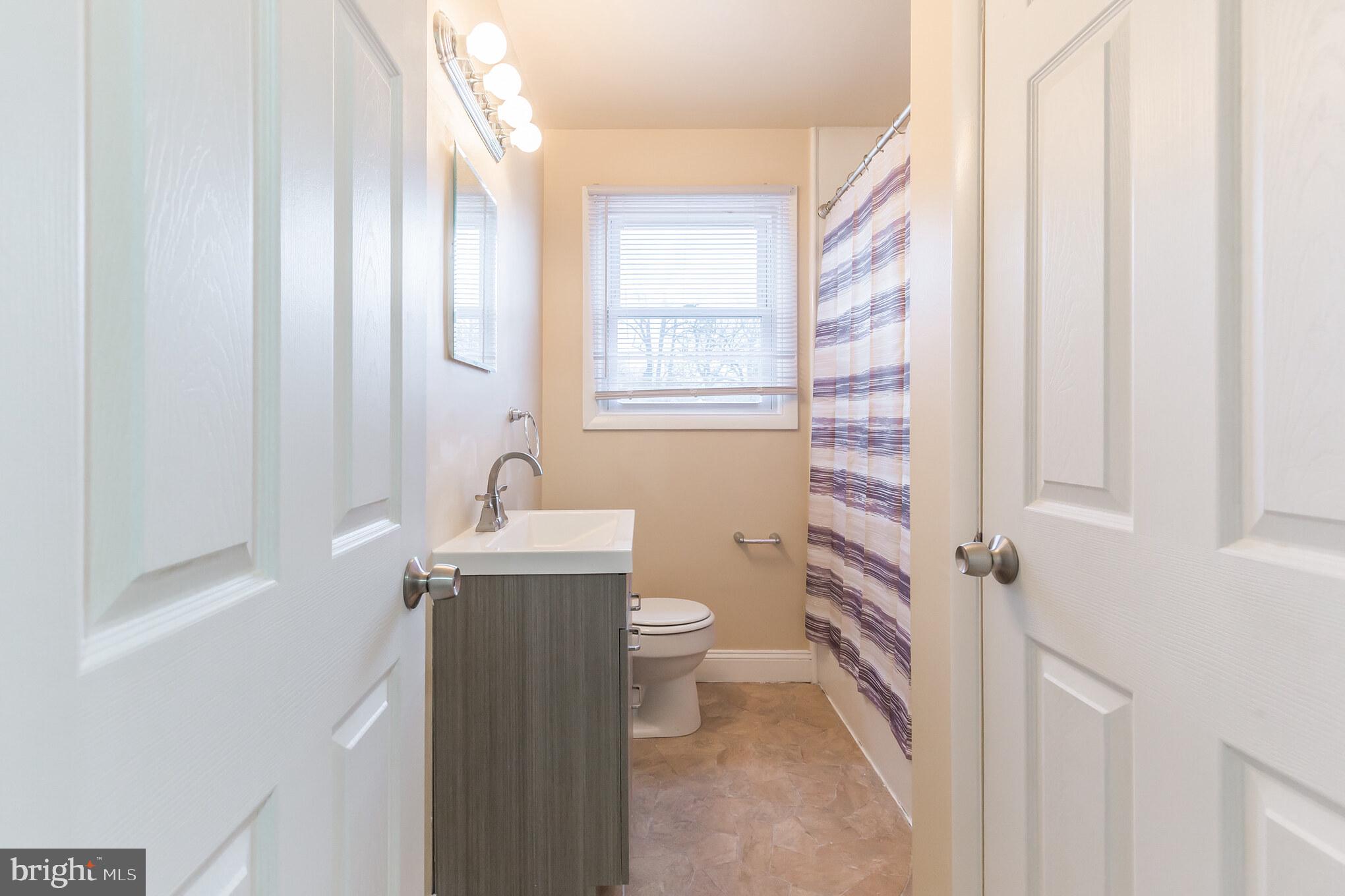 4369 Crest Heights Road Baltimore, MD 21215 - Photo 12 of 20 Gallery Image 12