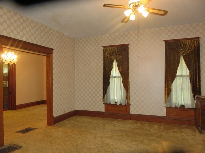 104 East Marshall Street Decatur, IN 46733 - Photo 7 of 9