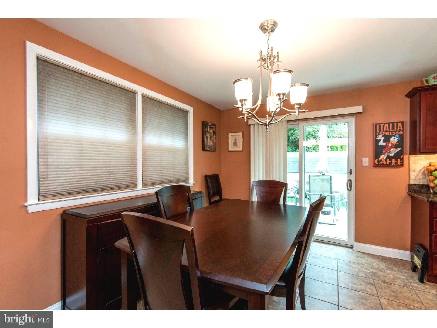 667 Vernon Road Springfield, PA 19064 - Photo 8 of 25 Dining Room