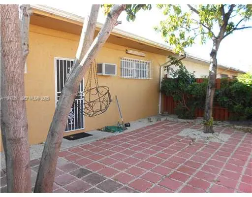$2,900 | 4131 West 18th Court, Unit 4131, Hialeah, FL 33012
