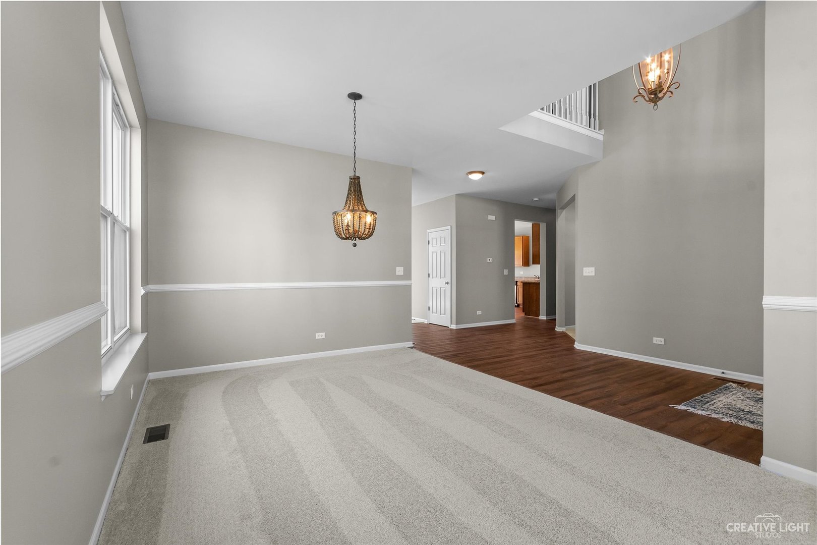 321 Cassidy Lane Elgin, IL 60124 - Photo 6 of 31