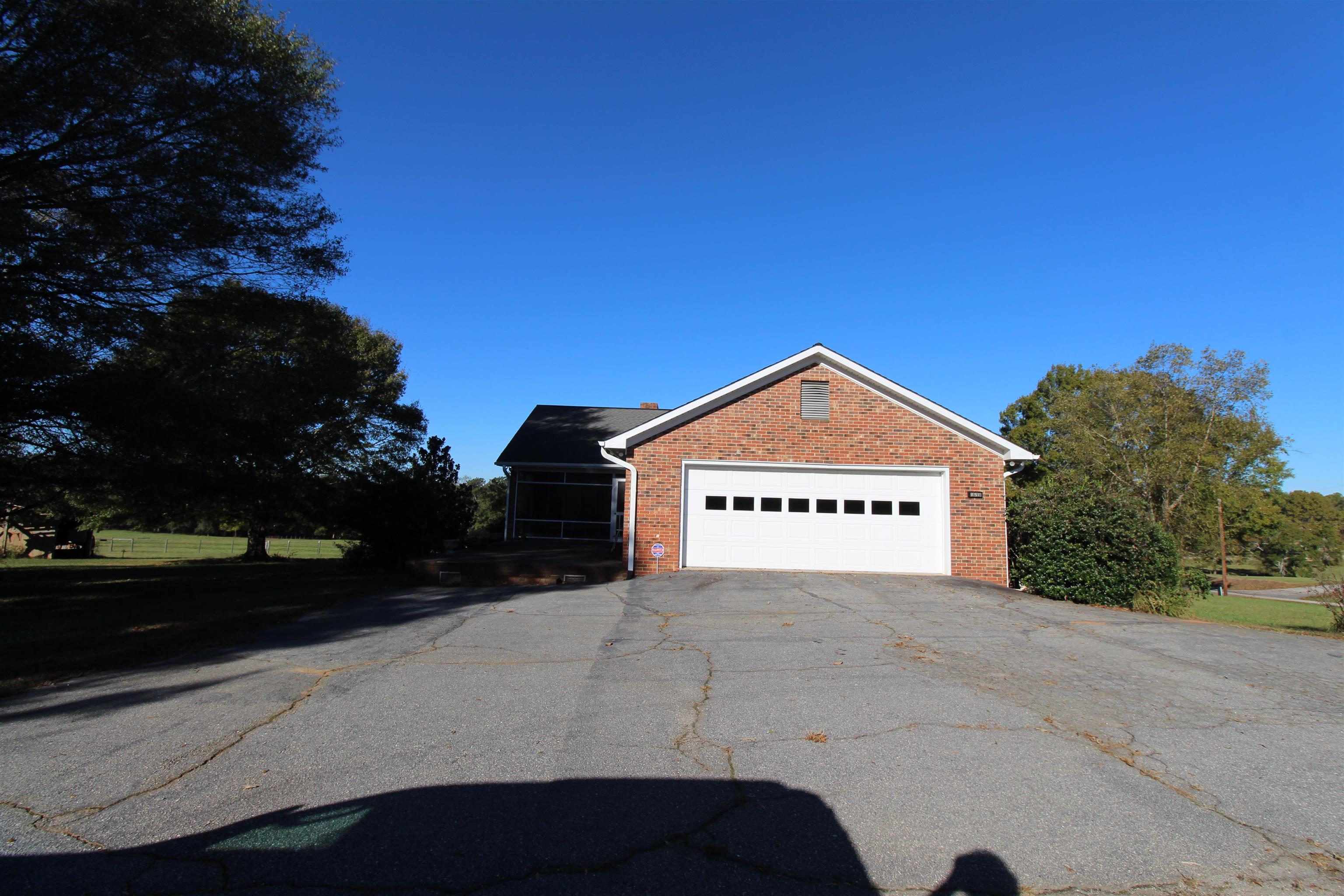 351 Smith Wall Road Chesnee, SC 29323 - Photo 2 of 50