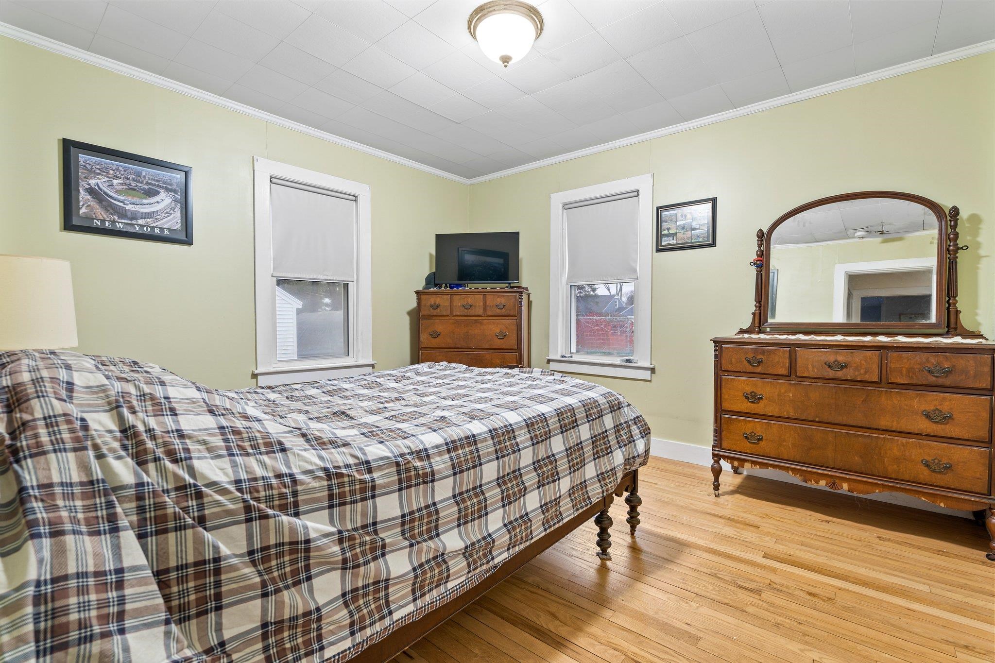 23 Booth Street Nashua, NH 03060 - Photo 8 of 20 Gallery Image 8