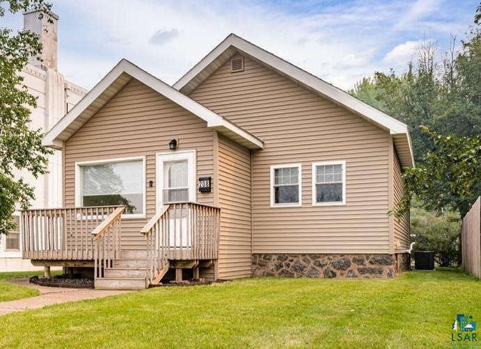 208 2nd Street Proctor, MN 55810 - Photo 1 of 20