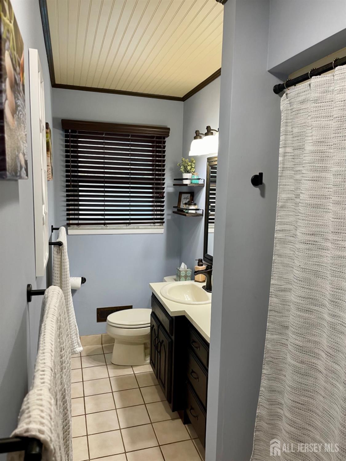 27 Brookside Road Edison, NJ 08817 - Photo 8 of 30